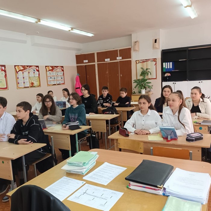 Профориентационное занятие &amp;quot;Россия космическая: узнаю о профессиях и достижениях в космической отрасли&amp;quot; 8 а класс.